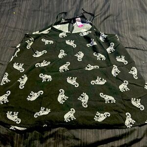 Women’s small elephant tank top